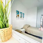 アパート Apartamento*carolapo*con Patio Interior Y Garage